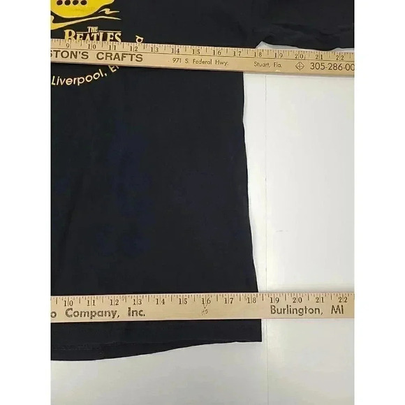 The Beatles Story Yellow Submarine Tee Shirt Girls Size L Made in UK 100% Cotton - Picture 6 of 7